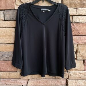 Karl Lagerfeld black lace detail long sleeve top Women’s Large Like New